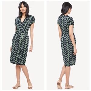 Ann‎ Taylor 10P Verbena Wrap Dress Leaf Print Botanical Blue Green Office Career